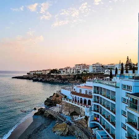 Penthouse With Rooftop Terrace In Torrecilla Apartment *